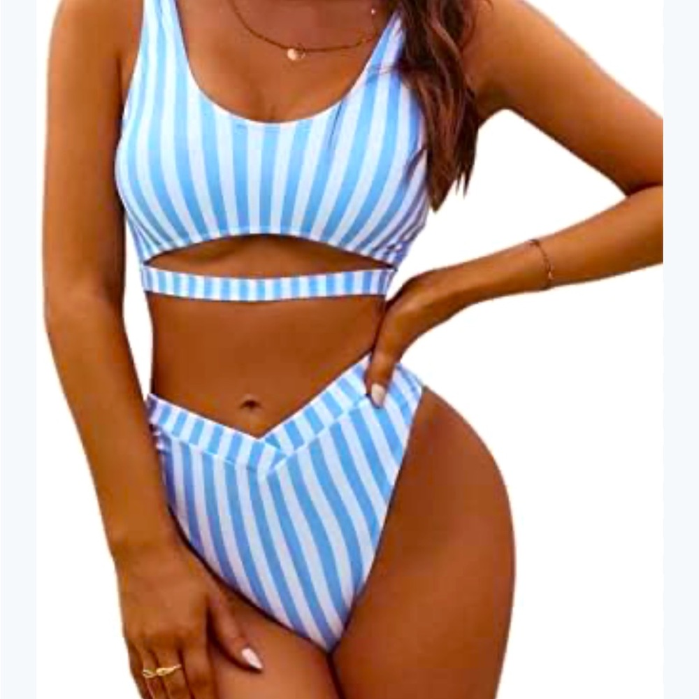 NWT Blooming Jelly Womens High Cut Bikini Set - Picture 2 of 4